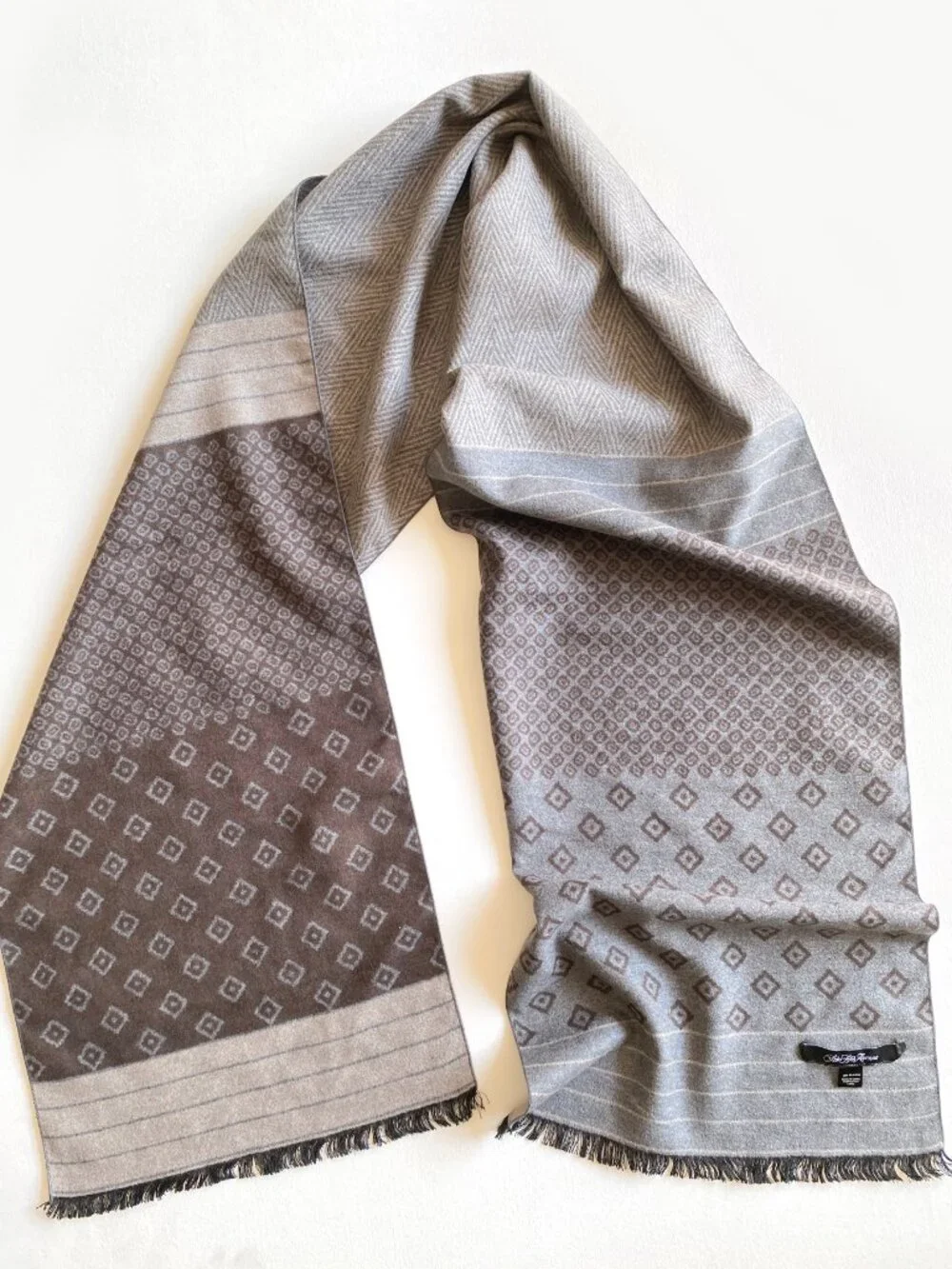 Saks Fifth Avenue 100% Silk Scarf Geometric Pattern Fringed Rectangle Gray